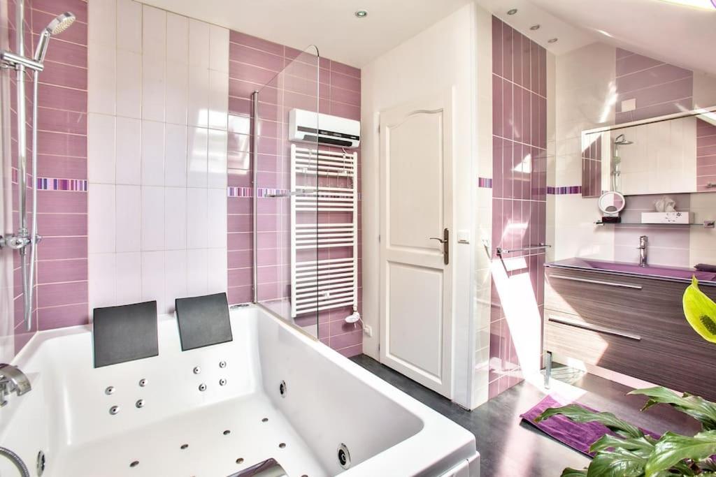 Domaine De Tardais, Ideal Famille Avec Piscine Et Nombreux Loisirs Senonches Exterior photo